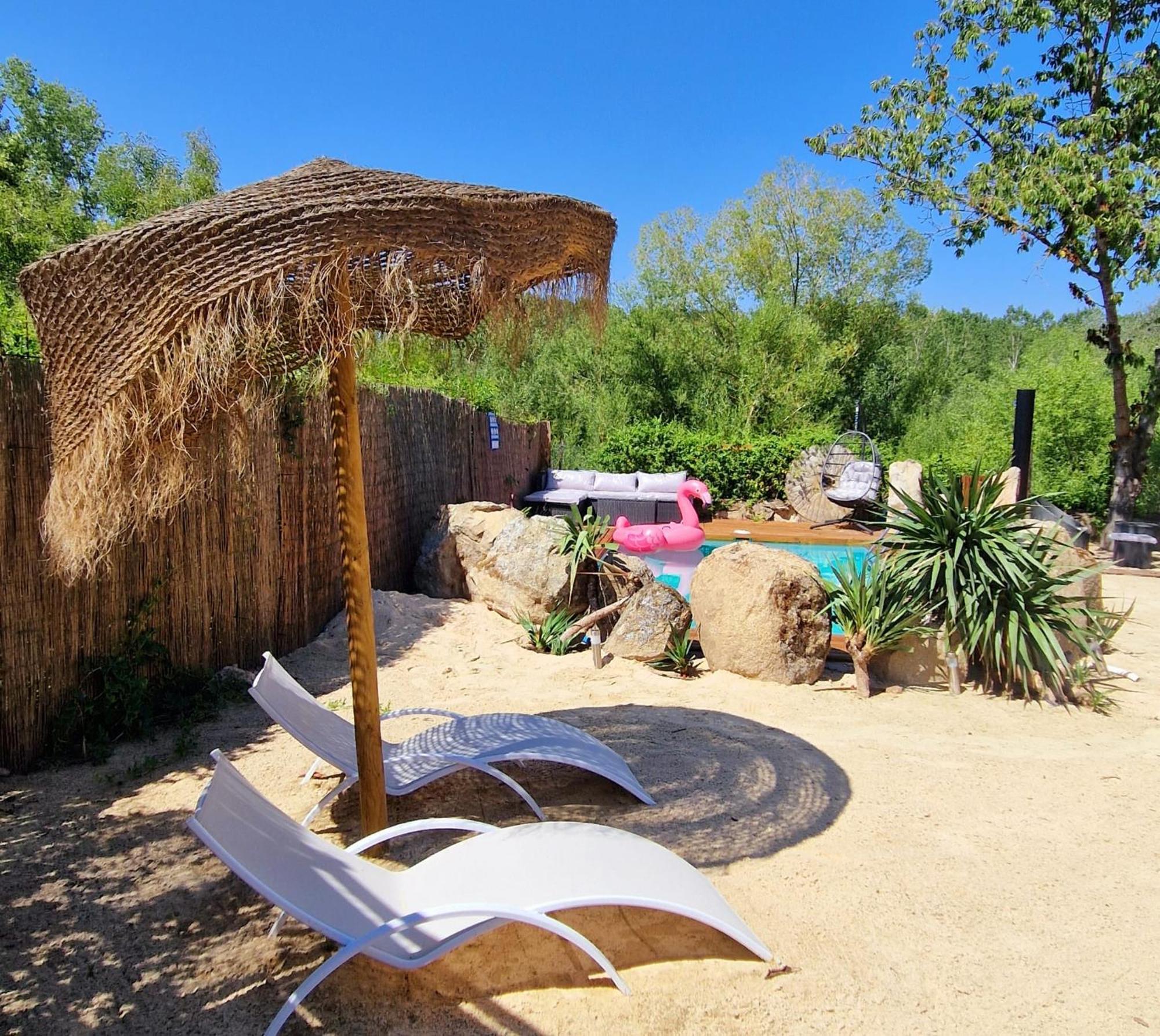 Complejo Oasis Beach Sobre El Rio Huerta  外观 照片