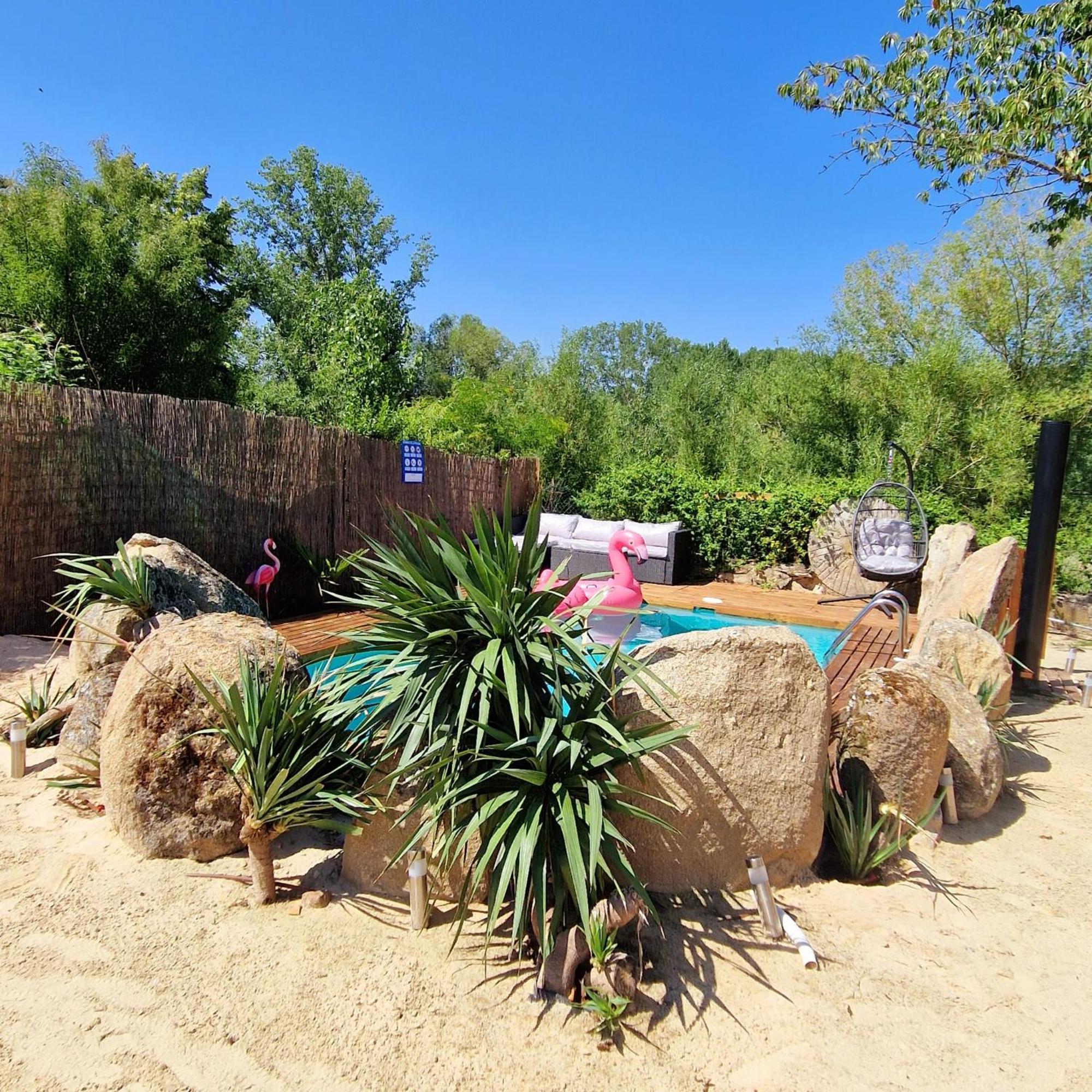 Complejo Oasis Beach Sobre El Rio Huerta  外观 照片