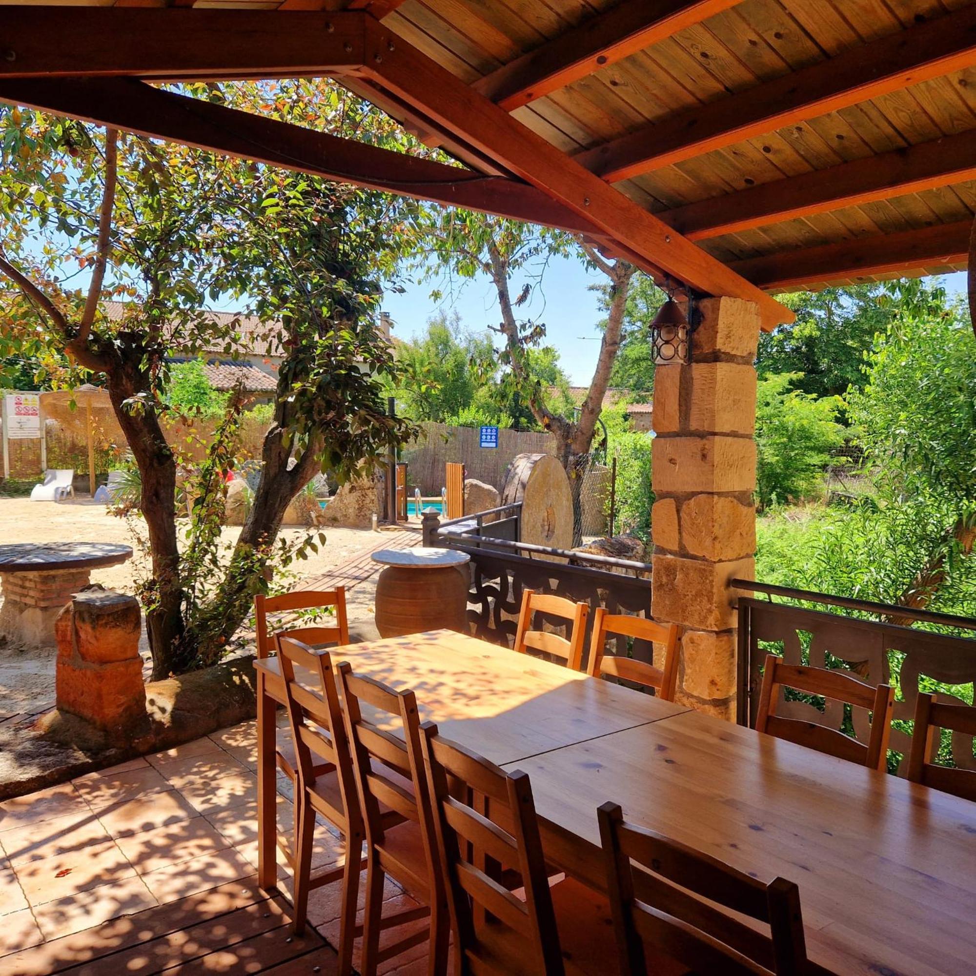 Complejo Oasis Beach Sobre El Rio Huerta  外观 照片
