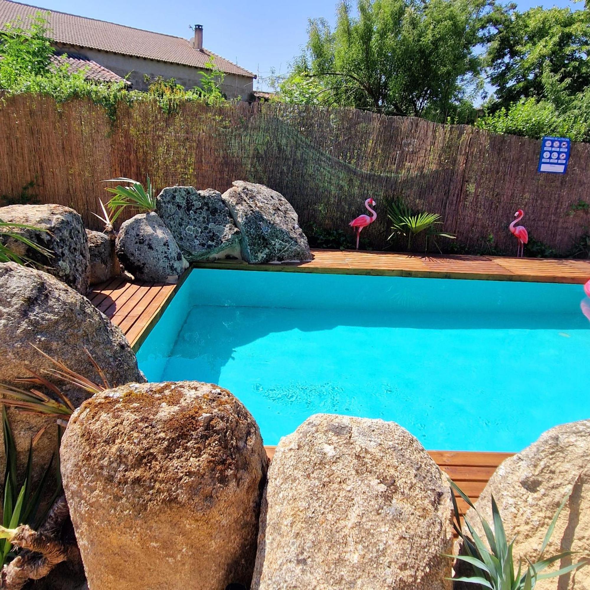 Complejo Oasis Beach Sobre El Rio Huerta  外观 照片