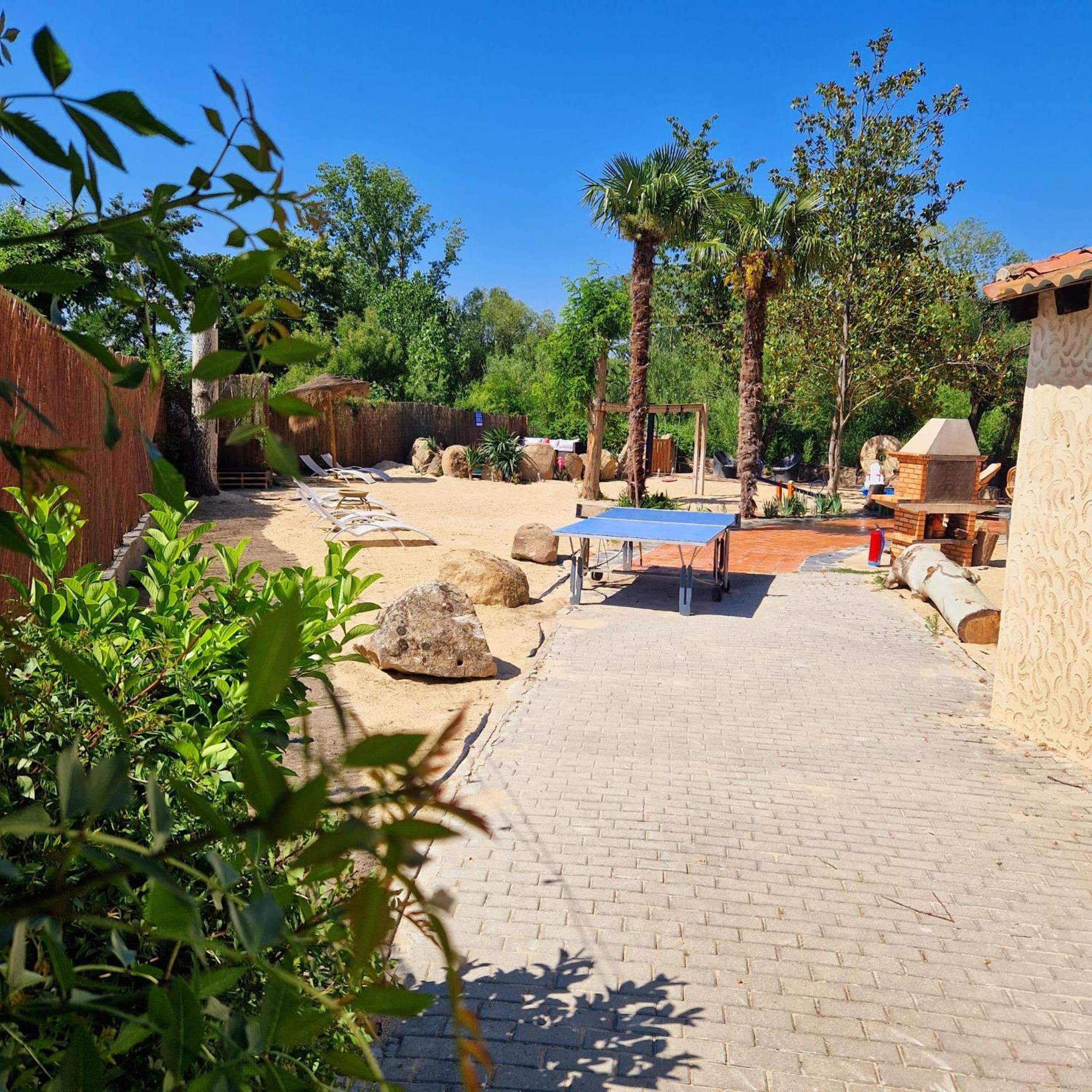 Complejo Oasis Beach Sobre El Rio Huerta  外观 照片