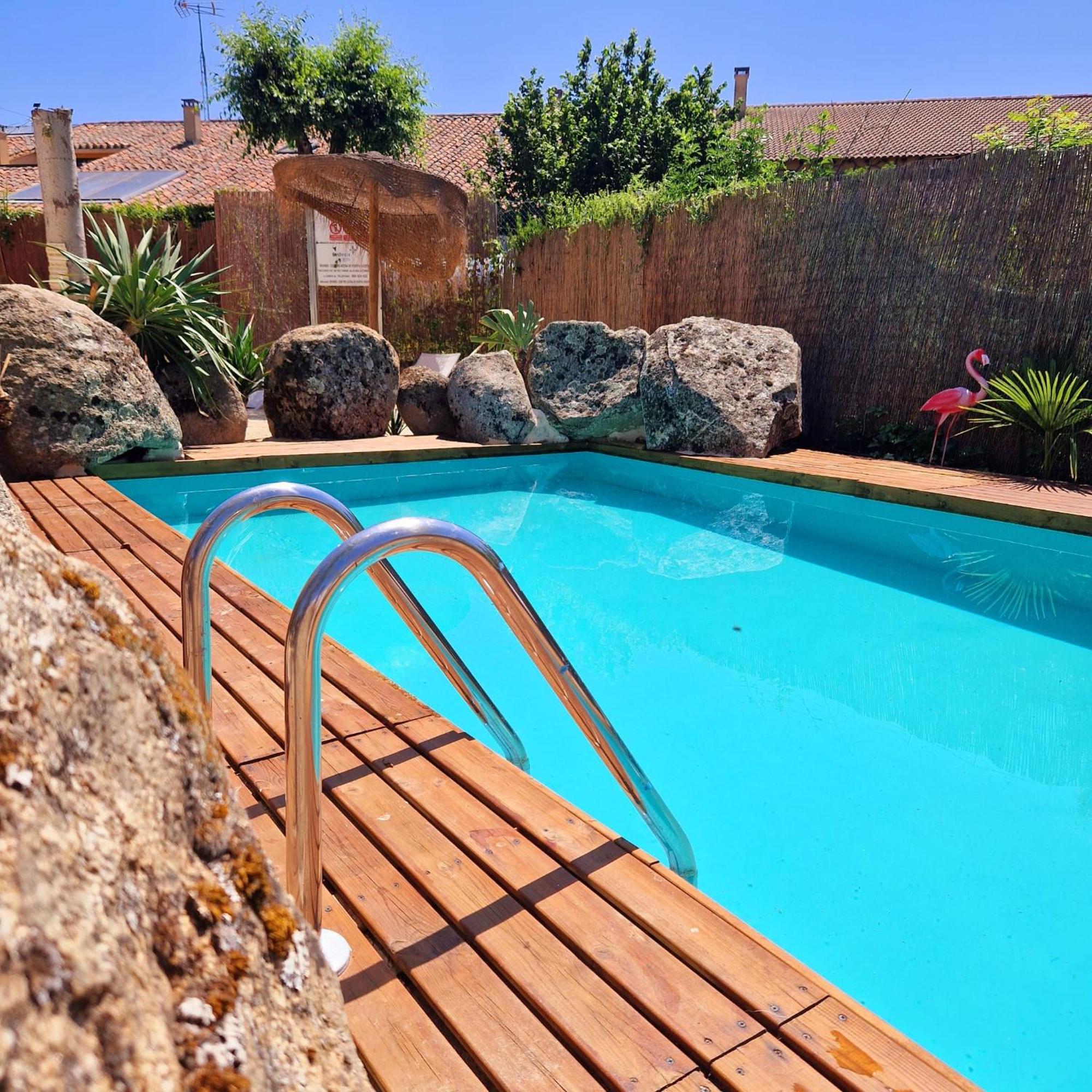Complejo Oasis Beach Sobre El Rio Huerta  外观 照片